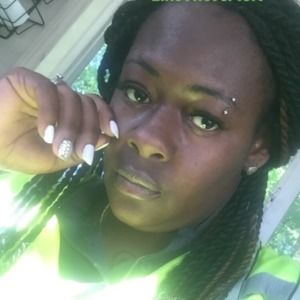 Meet your Posher, Cynthia